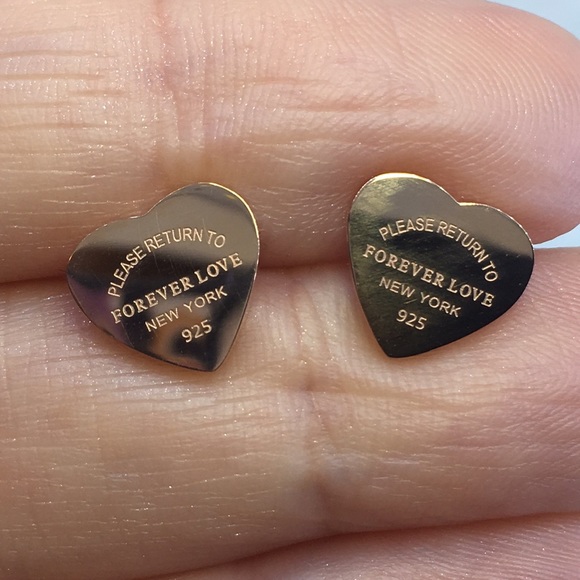 Rose gold forever love New York heart earrings - Picture 3 of 4